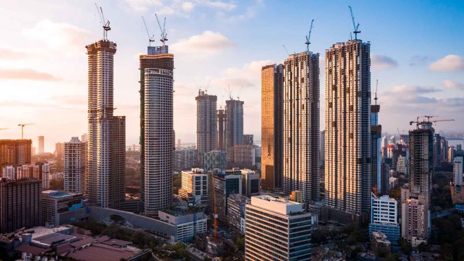 mumbai-skyline-skyscrapers-construction