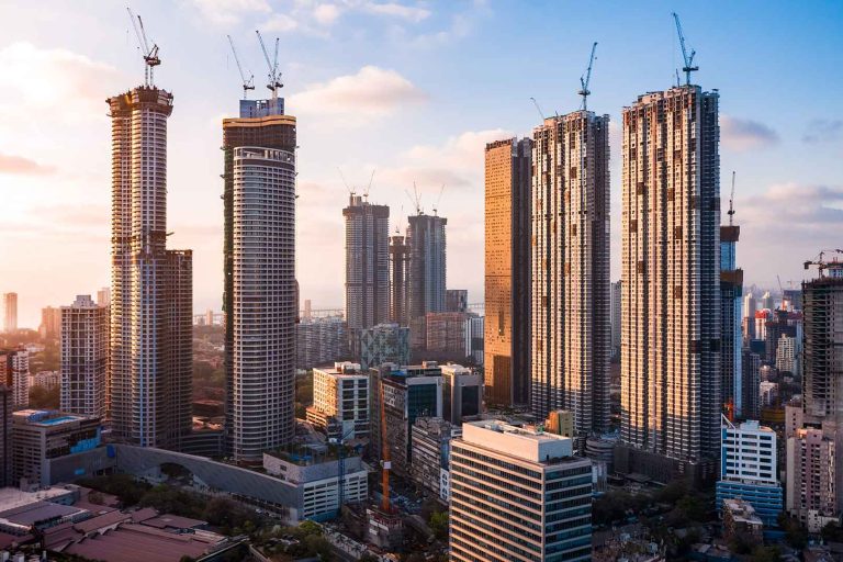 mumbai-skyline-skyscrapers-construction